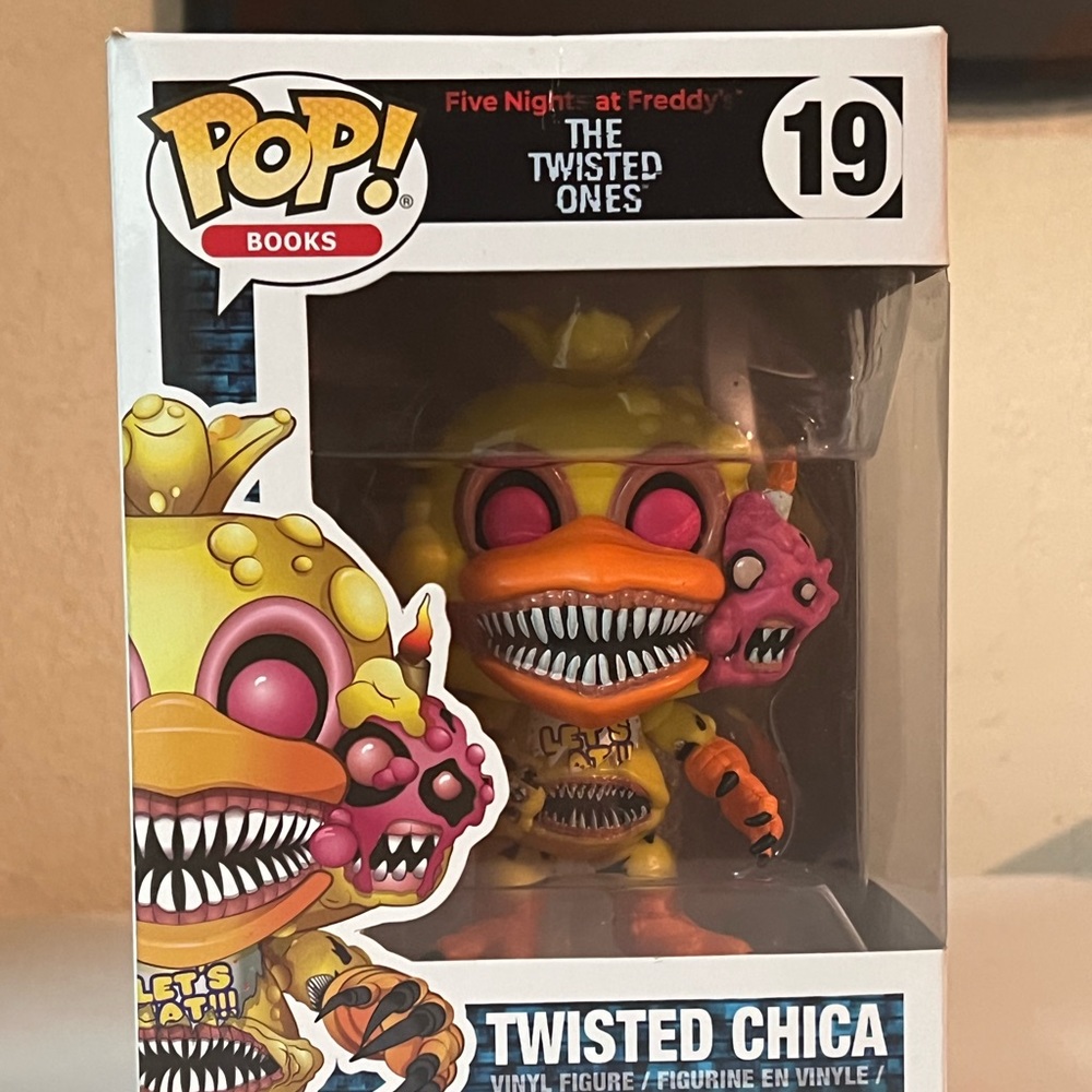 Twisted Chica funko pop